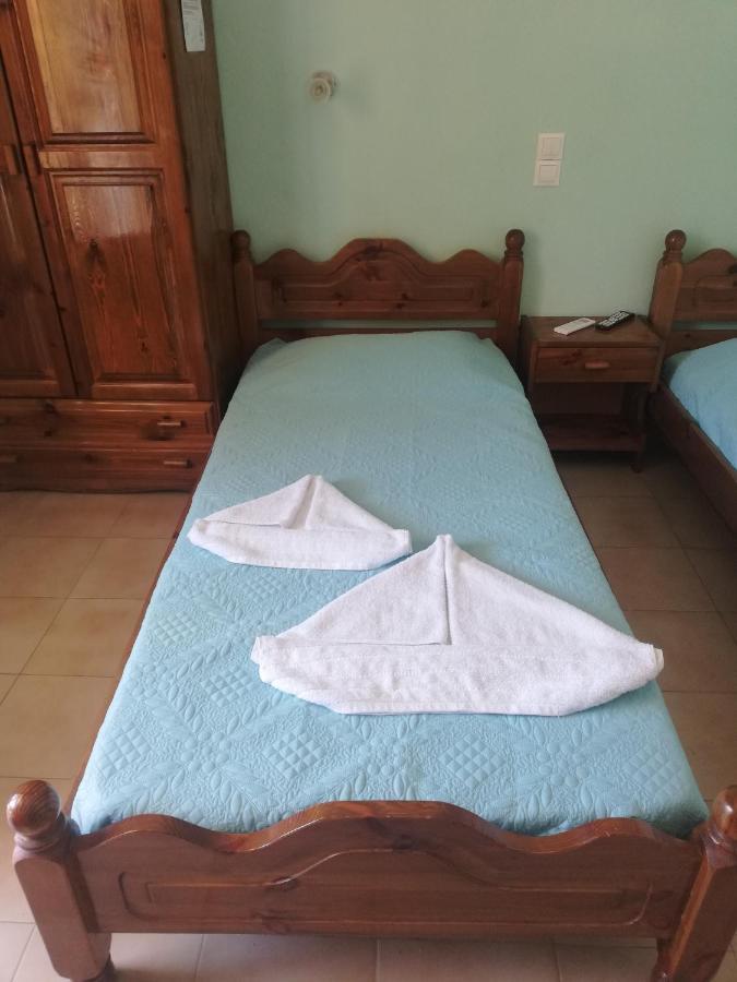 Salvanos Residence Ipsos Ngoại thất bức ảnh