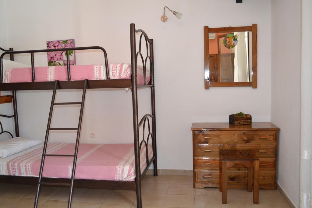 Salvanos Residence Ipsos Ngoại thất bức ảnh