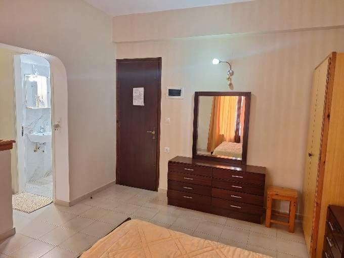 Salvanos Residence Ipsos Ngoại thất bức ảnh