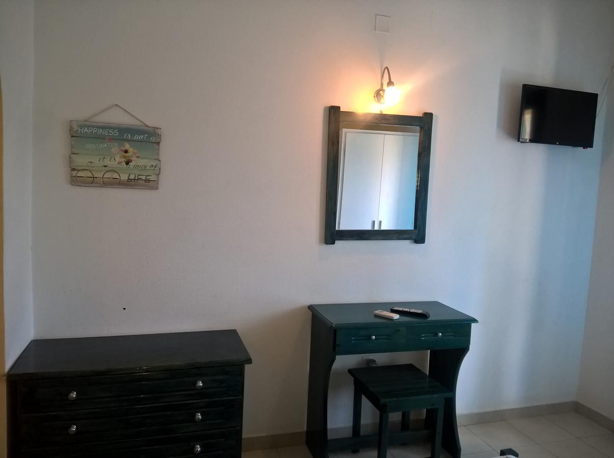 Salvanos Residence Ipsos Ngoại thất bức ảnh